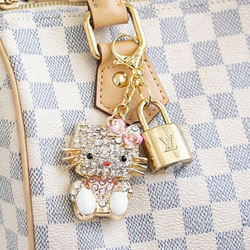 Authentic Louis Vuitton Gold Lock 🔒 Keychain Bag Unbranded Hello Kitty Charm LV - Picture 9 of 9